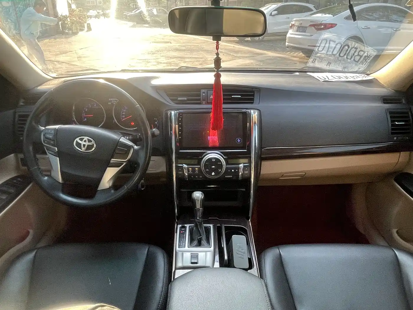 Toyota Reiz 2010 2.5V Elegance Elite Edition фото 6