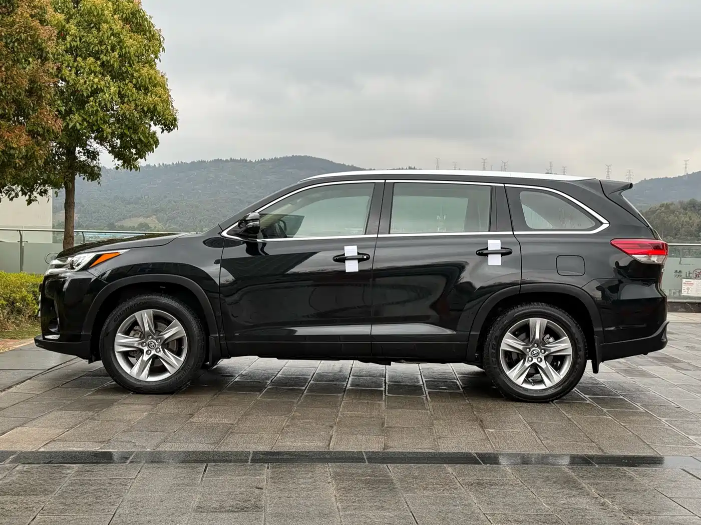 Toyota Highlander 2018 2.0T 4WD Luxury 7-seater China VI фото 33