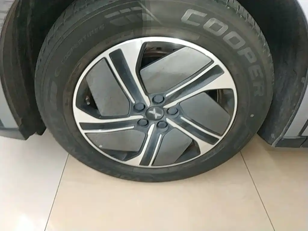Фото 23 - XPeng G6