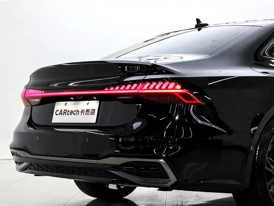 Audi A7L 2025 2024 45 TFSI quattro Black Warrior Edition