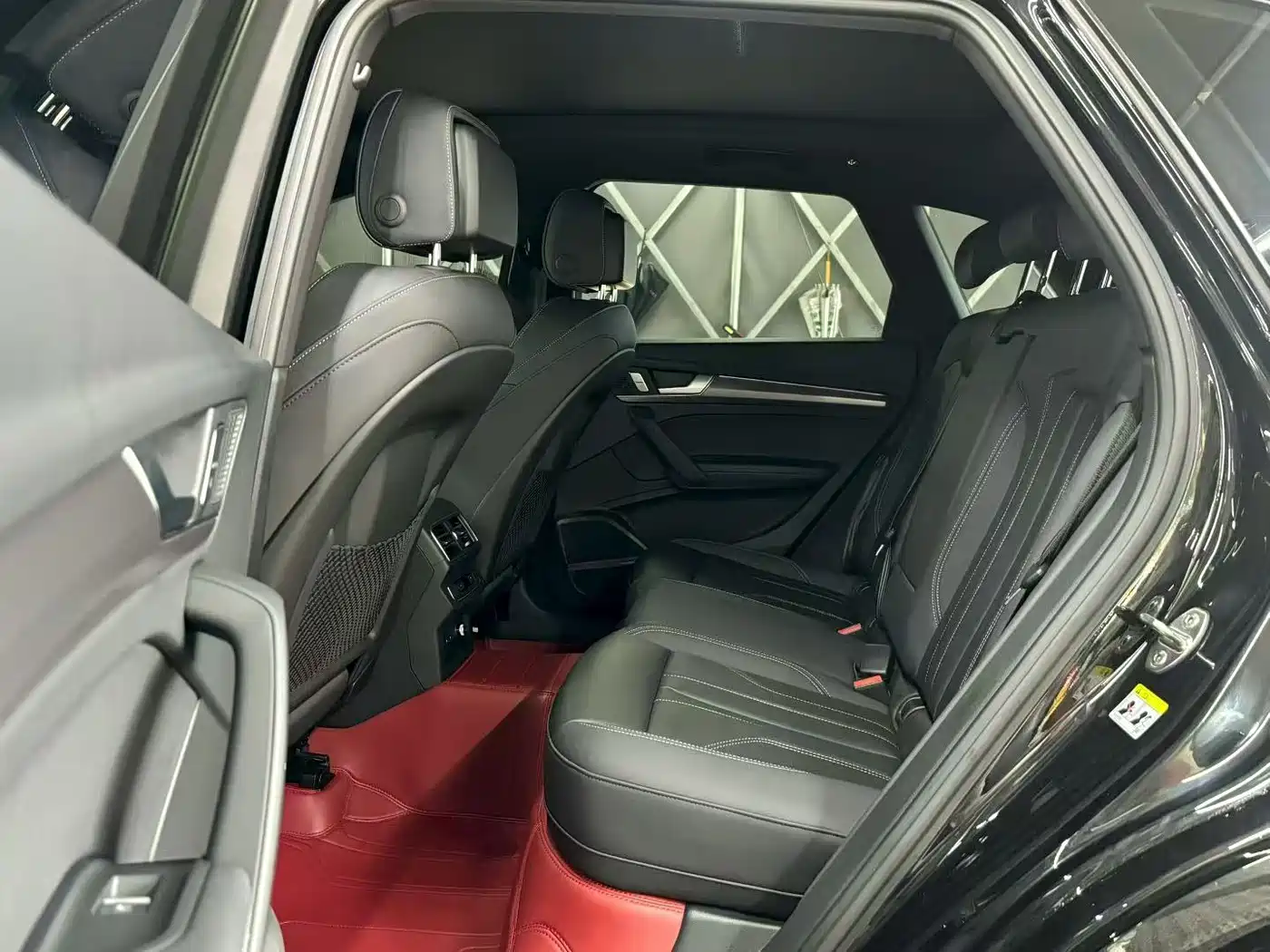 Audi Q5L 2024 Model 45 TFSI Luxury Dynamic фото 4