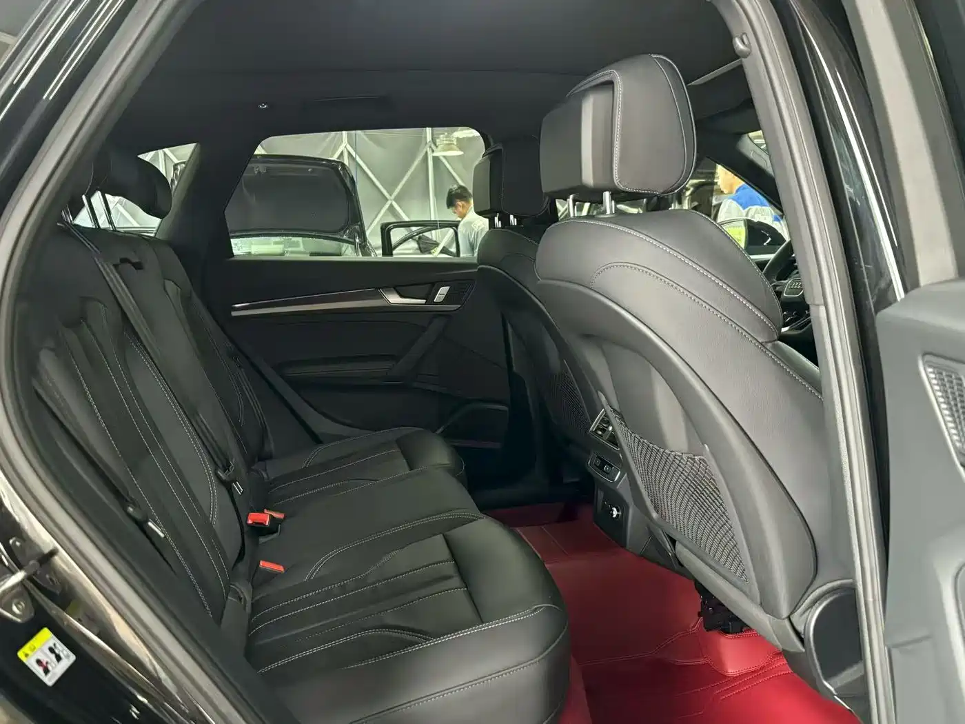 Audi Q5L 2024 Model 45 TFSI Luxury Dynamic фото 8