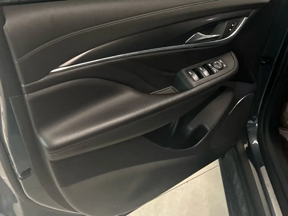 Buick Enclave 2020 28T 2WD Luxury Model фото 4