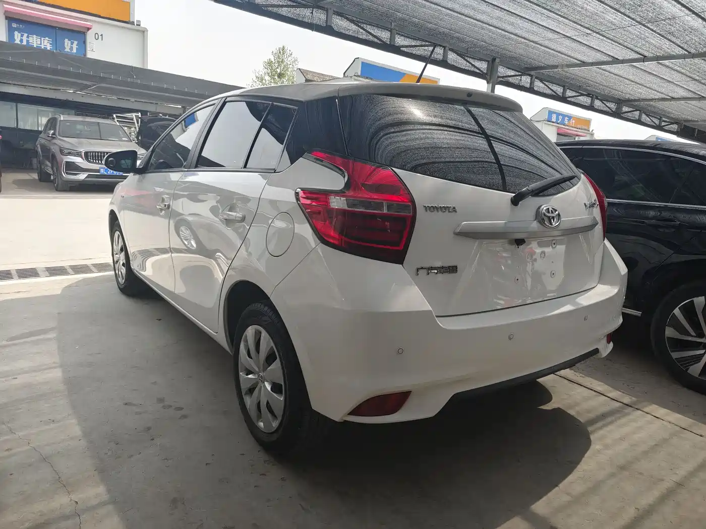 Toyota YARiS L Zhi Xuan 2016 Facelift 1.5E CVT Charming Edition фото 3