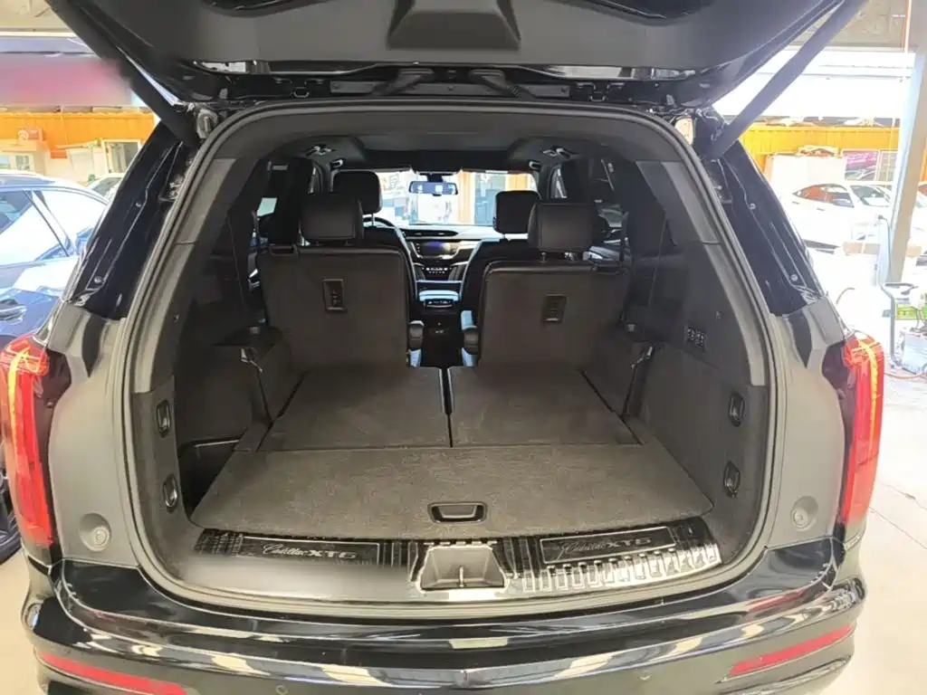 Cadillac XT6 2019 2020 28T 6-Seater 4WD Luxury Model