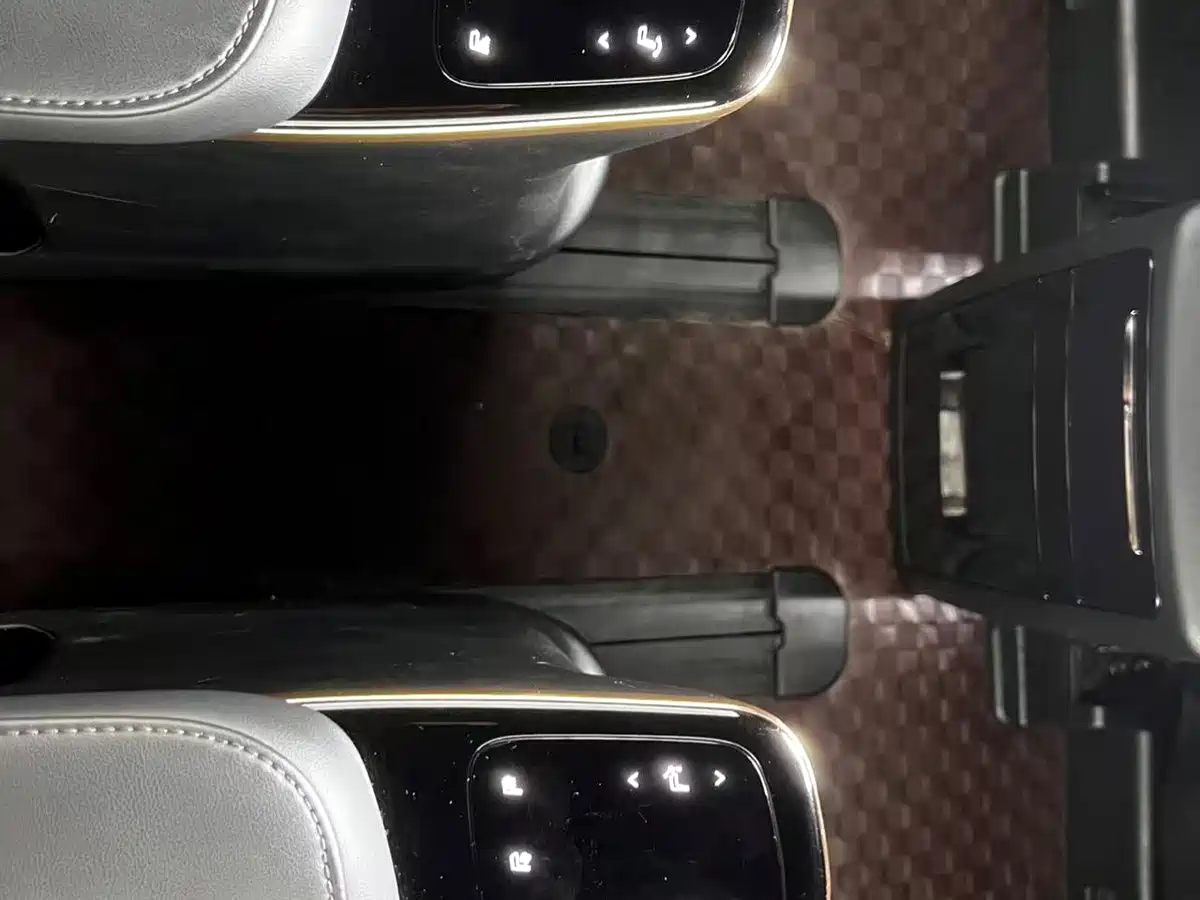 Фото 9 - GAC Trumpchi M8