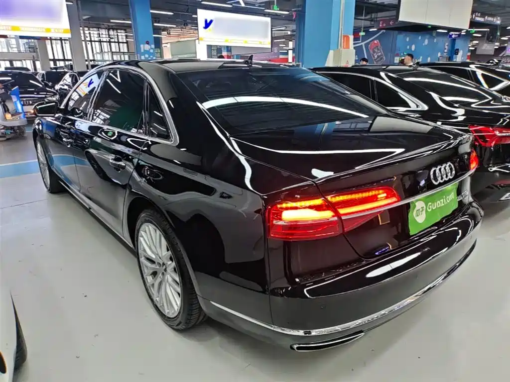 Audi A8 2016 A8L 45 TFSI quattro Comfort фото 5