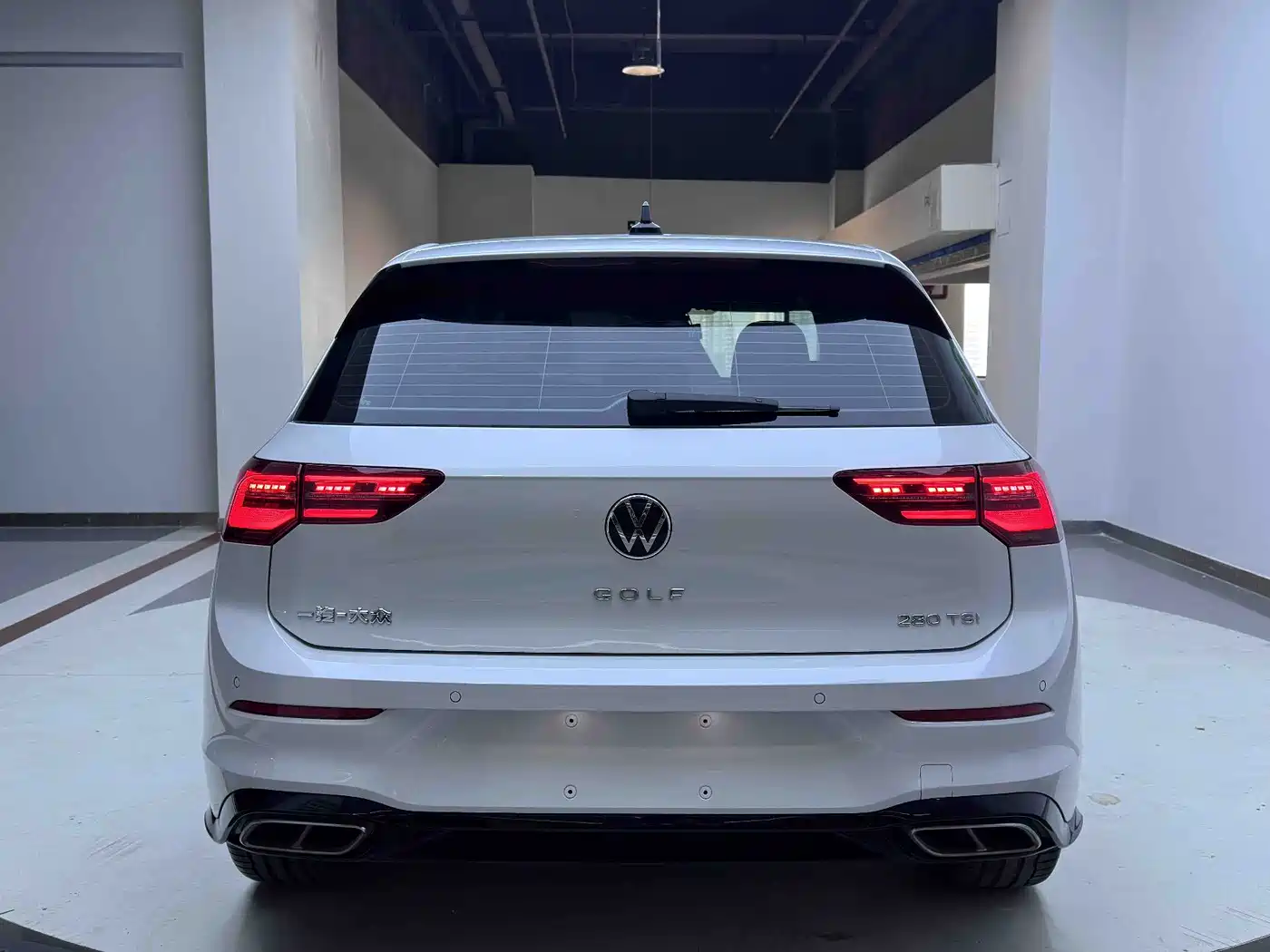 Volkswagen Golf 2021 280TSI DSG R-Line фото 6
