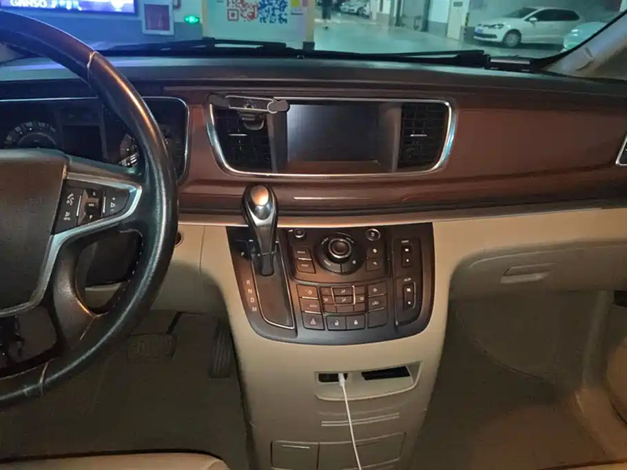 Buick GL8 2018 28T Luxury Model China VI фото 13