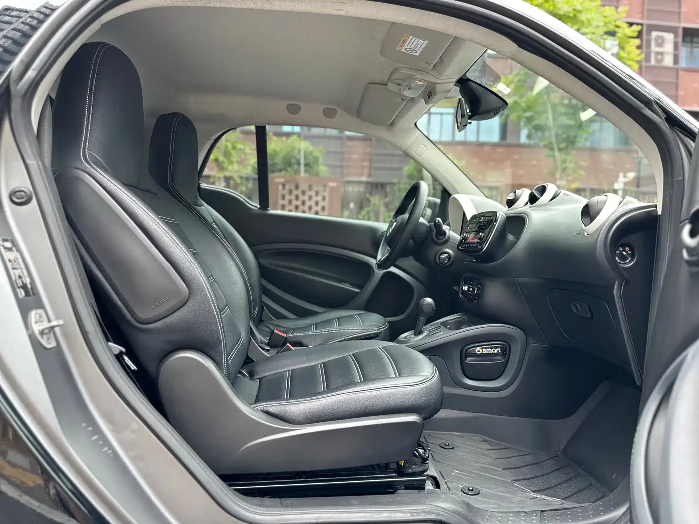 smart fortwo 2019 2018 1.0L 52kW Hardtop Agile Edition China V
