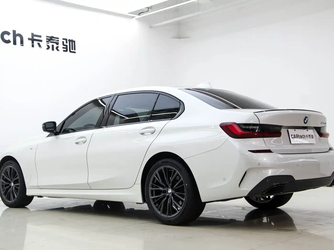 BMW 3 Series 2022 325Li M Sport Shadow Edition фото 24