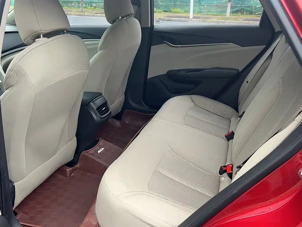 Buick Excelle 2017 15N Automatic Progressive фото 6