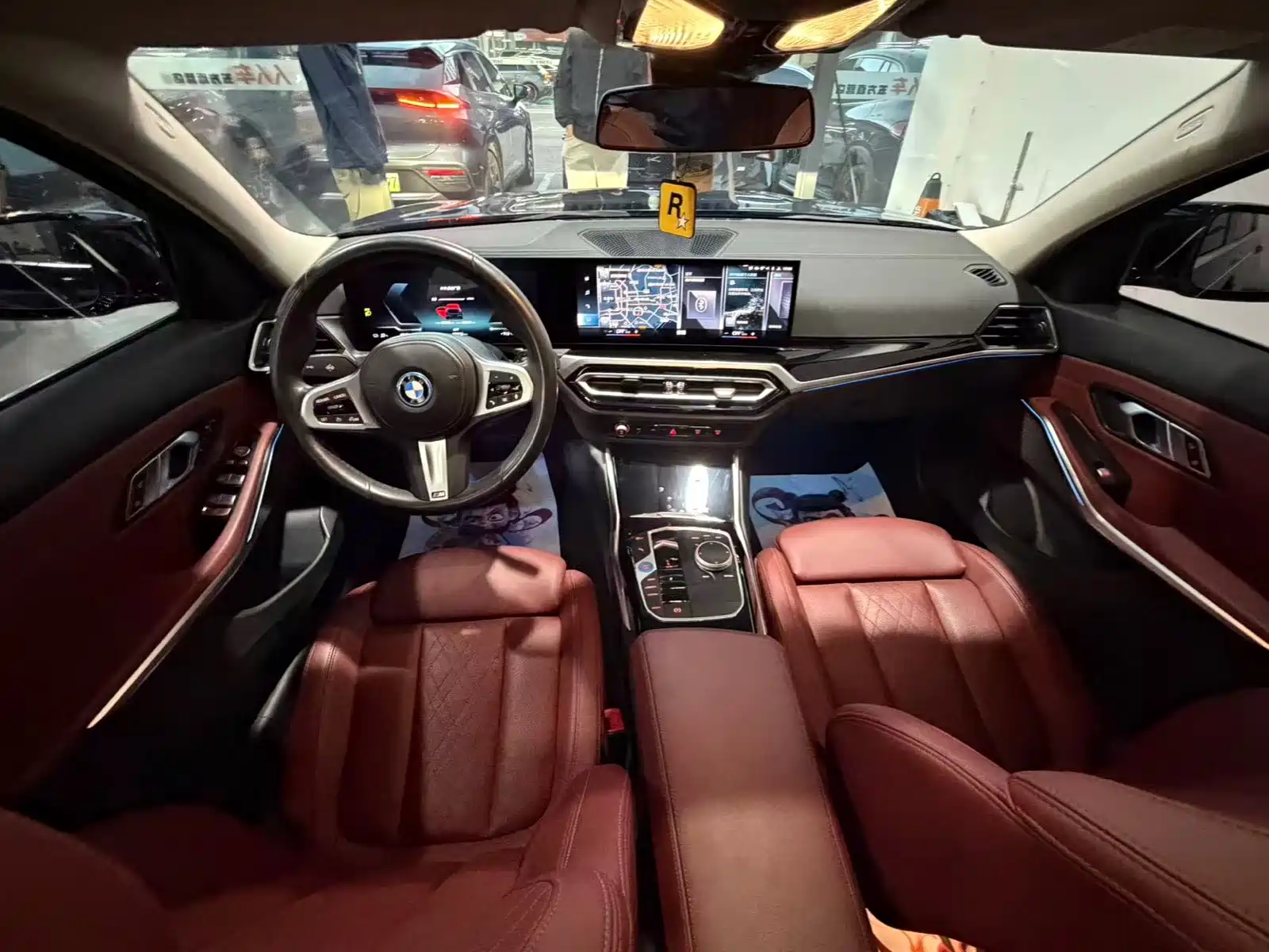 Photo 3 - BMW i3