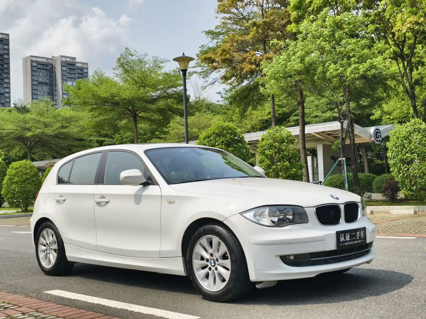 BMW 1 Series (Import) 2008 120i Automatic фото 4