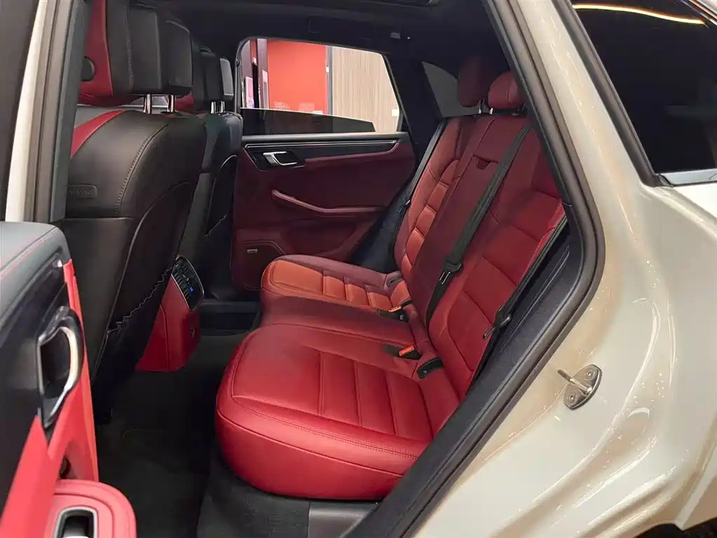 Porsche Macan 2023 Macan GTS 2.9T фото 5
