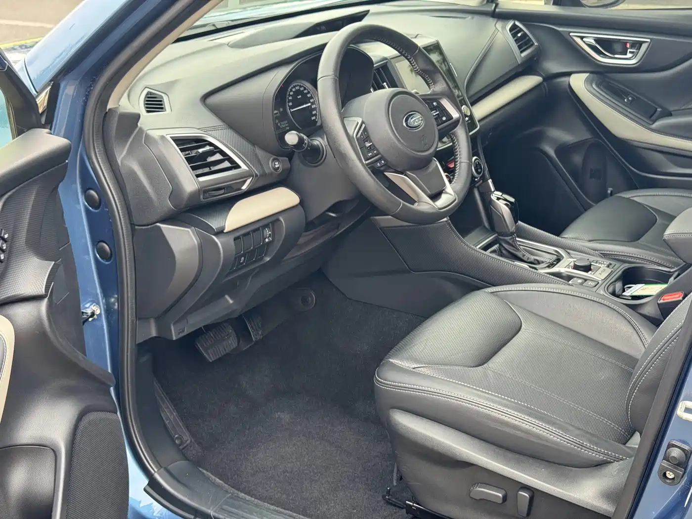 Subaru Forester 2022 2.0i AWD Luxury Edition with EyeSight фото 9