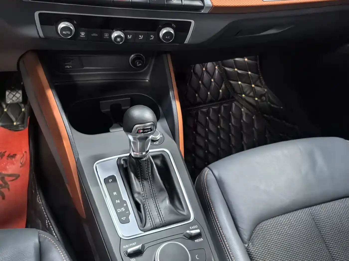 Audi Q2L 2018 35 TFSI Fashion Elegance China VI фото 10