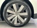 صورة 18 - Li Auto i6