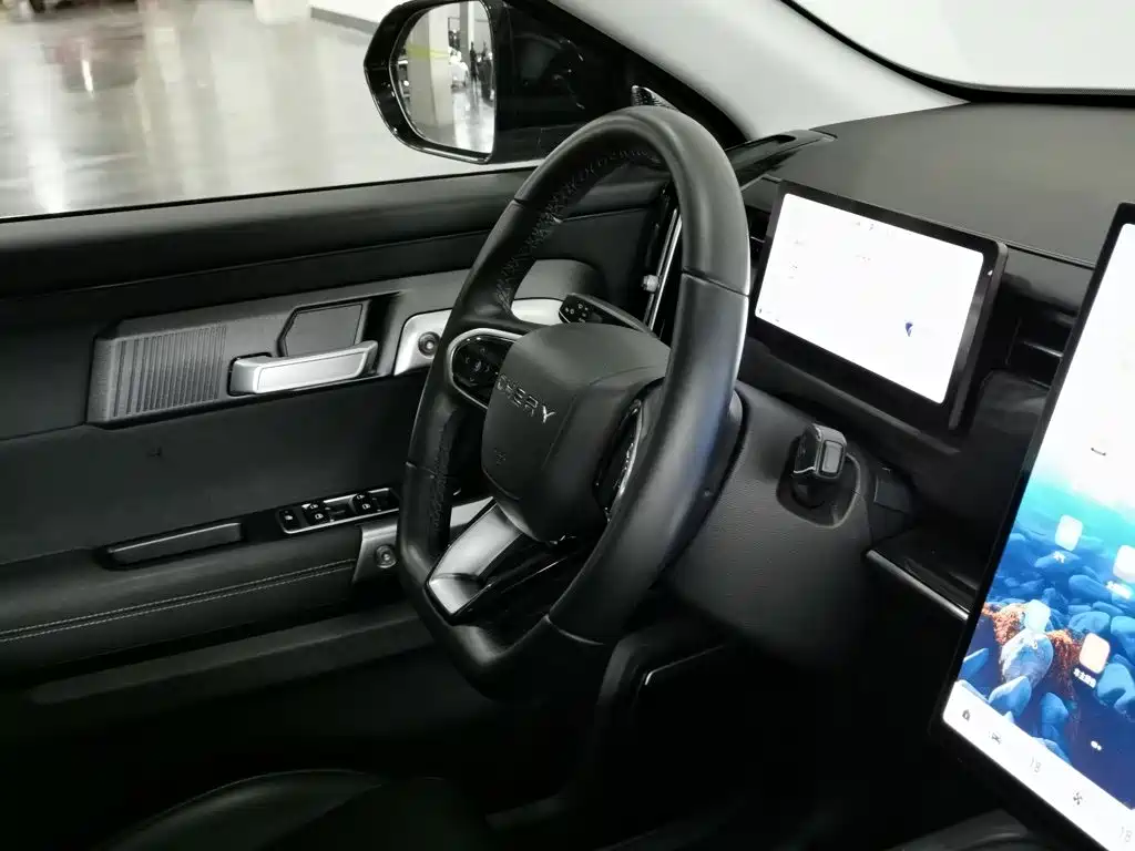 Фото 22 - Chery Tiggo 7 C-DM