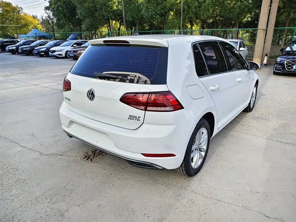 Volkswagen Golf 2019 280TSI DSG Comfort China VI фото 8