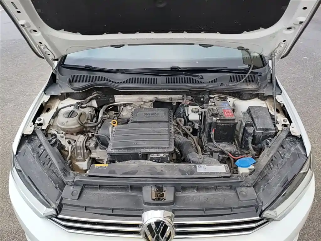 Volkswagen Golf Sportsvan 2018 1.6L Automatic Comfort фото 20