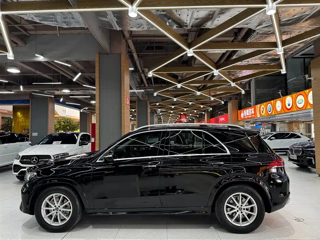 Mercedes-Benz GLE 2020 GLE 350 4MATIC Fashion фото 3
