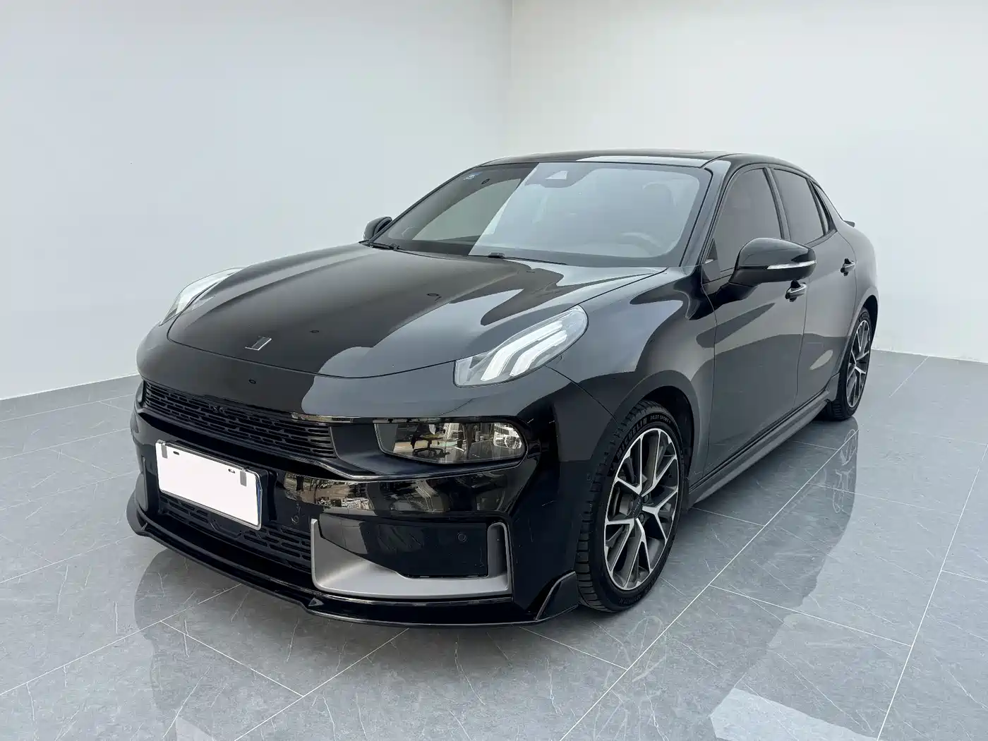 Lynk & Co 03 2019 2.0TD Auto Power Pro Version