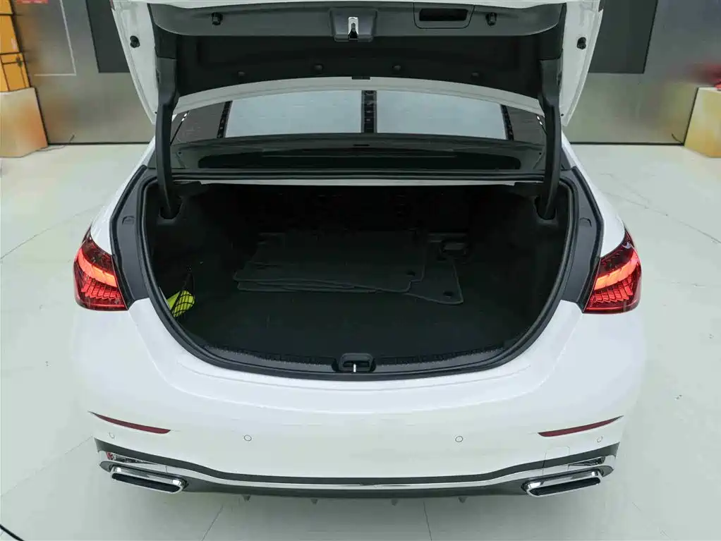 Mercedes-Benz C-Class 2024 Facelift C 260 L Sport фото 19