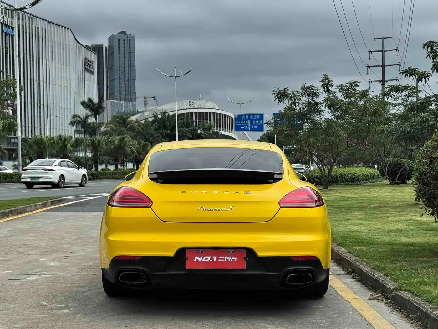 Porsche Panamera 2014 Panamera S Executive 3.0T фото 8