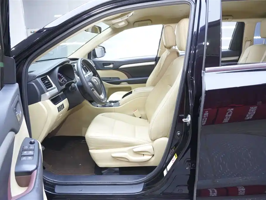 Toyota Highlander 2017 2.0T 4WD Elite 7-Seater фото 15