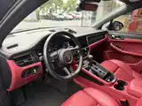 Photo 8 - Porsche Macan