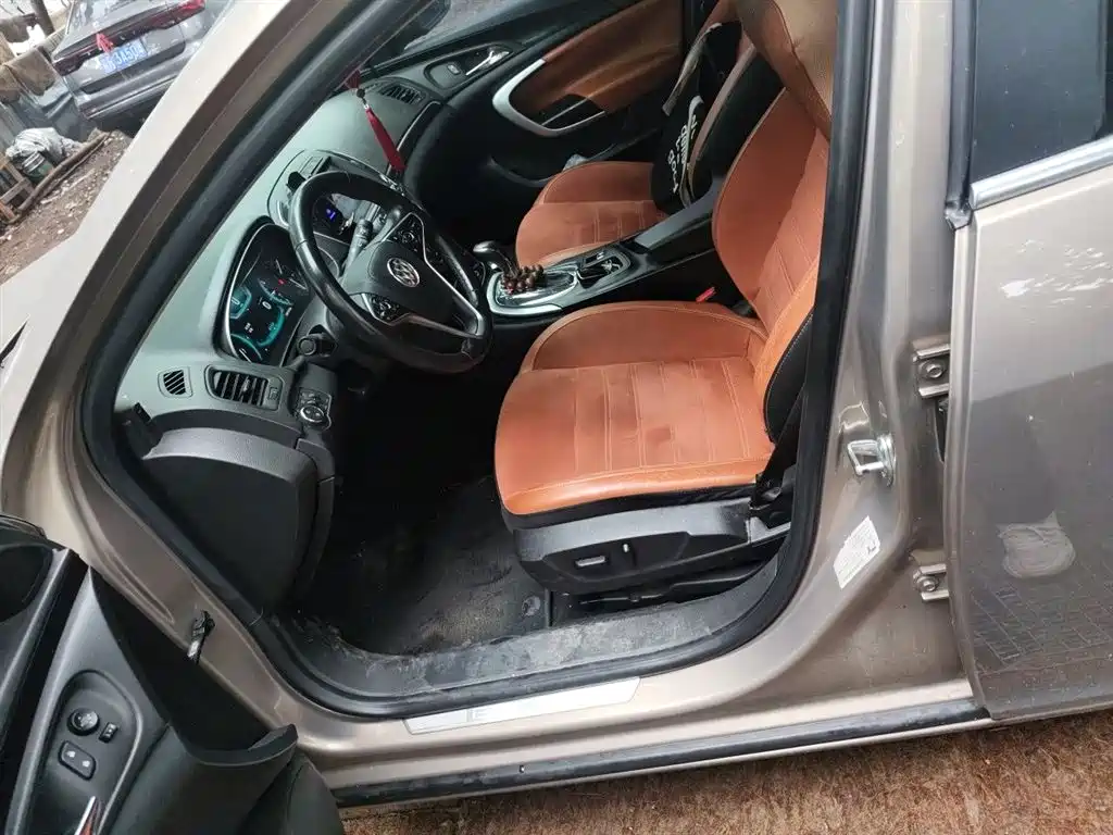 Buick Regal 2015 1.6T Elite Tech Edition фото 8