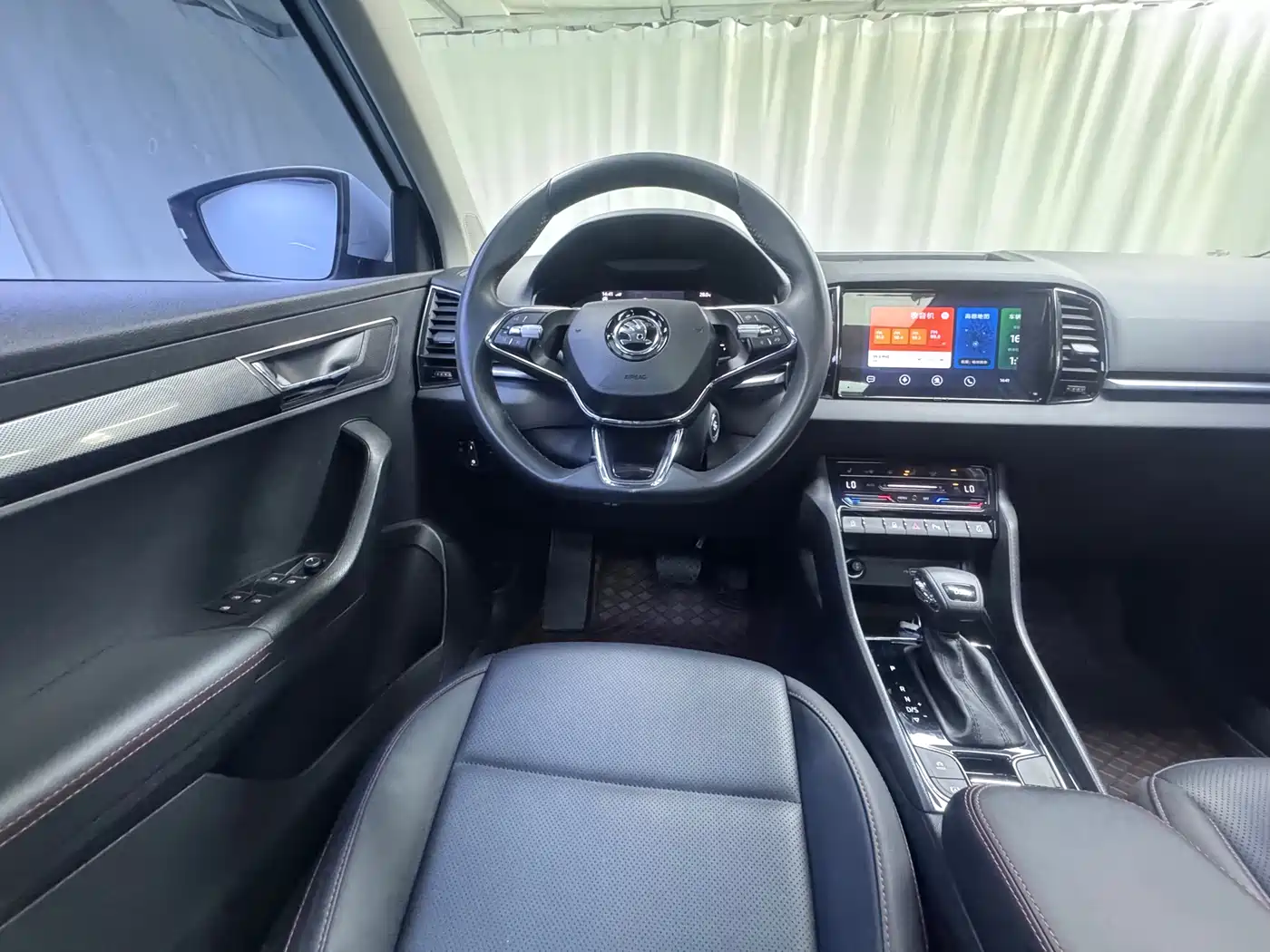 Škoda Karoq 2023 TSI280 Premium Edition фото 21