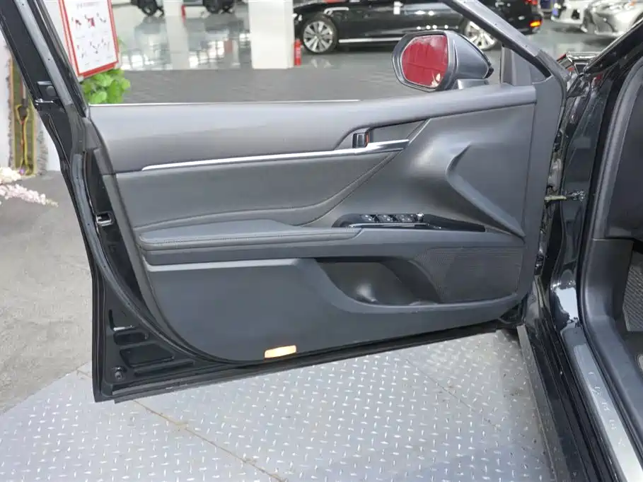 Toyota Camry 2019 2.0G Luxury Edition China VI фото 10
