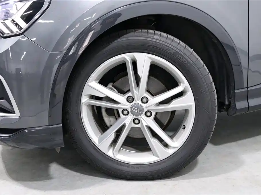صورة 11 - Audi Q3