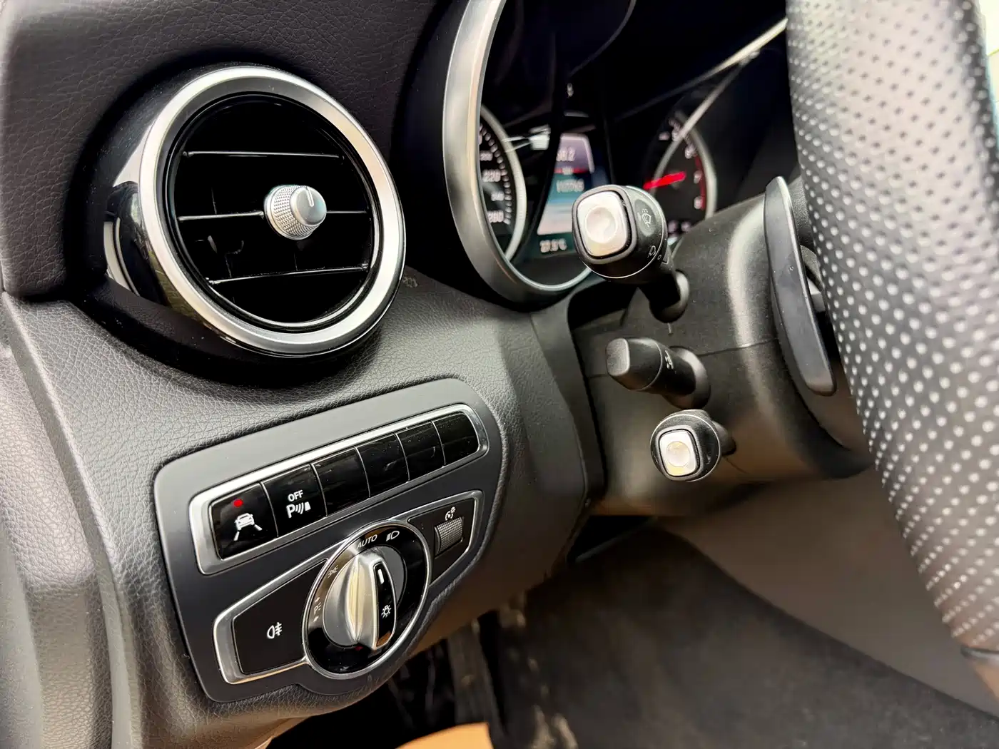 Mercedes-Benz C-Class 2015 C 260 L Sport фото 54