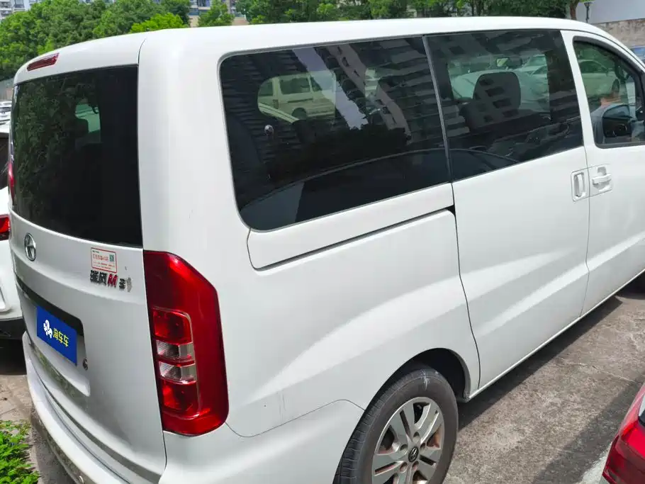 JAC Refine M3 2017 2015 Maker Edition 1.6L Luxury