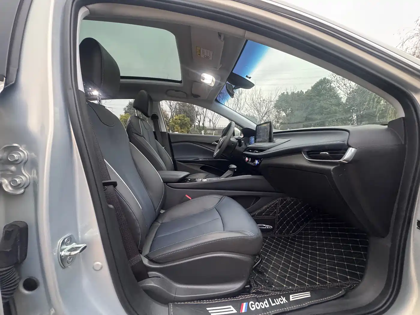 BUICK SLIGHTLY BLUE 6