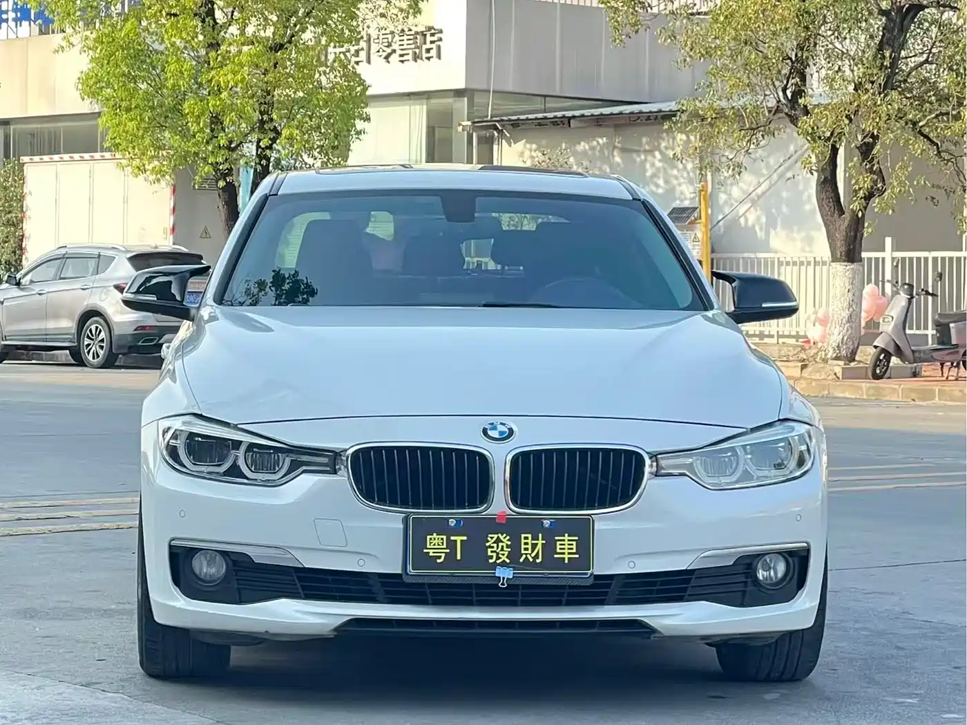 BMW 3 Series 2018 320Li Fashion Style фото 2