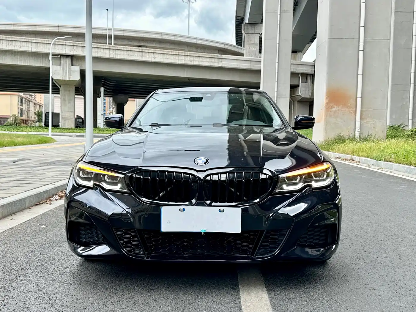 BMW 3-SERIES