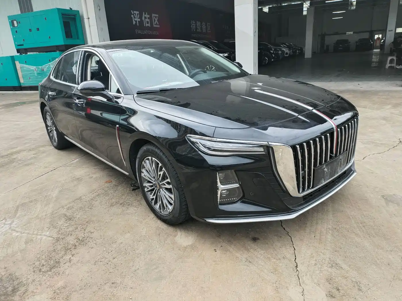 Hongqi H5 2023 1.5T DCT Smart Connect Joy Edition фото 3