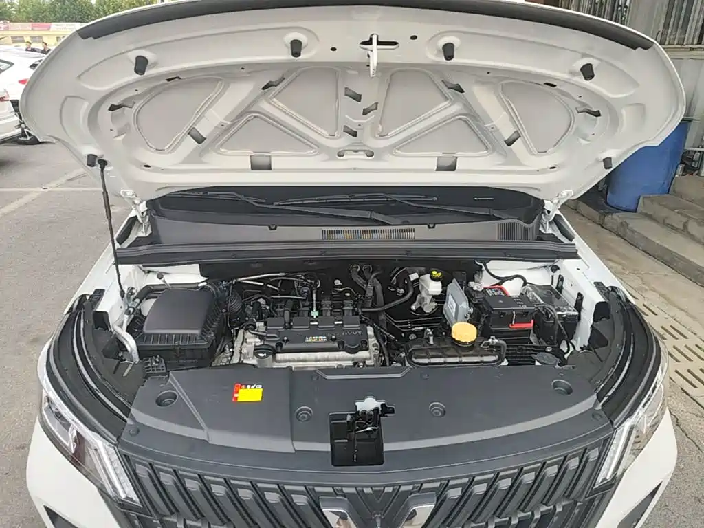 Wuling Motors Wuling Jiachen 2024 2022 1.5L Manual Joy Elite