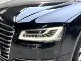 Photo 6 - Audi A8