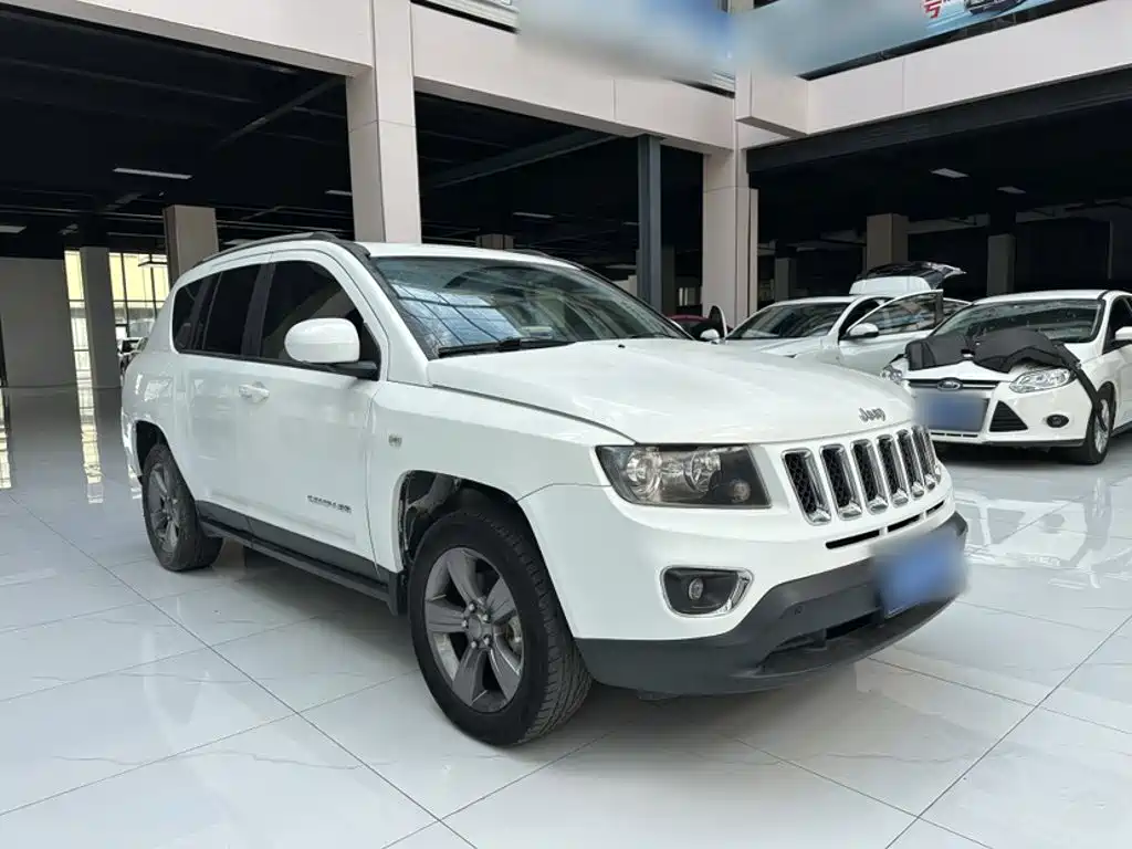 Jeep Compass (Import) 2017 2014 Facelift 2.4L 4WD Comfort Edition
