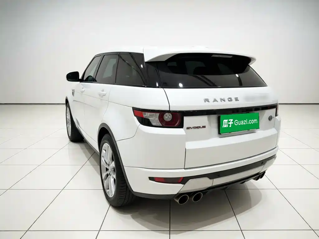 Photo 4 - Land Rover Range Rover Evoque