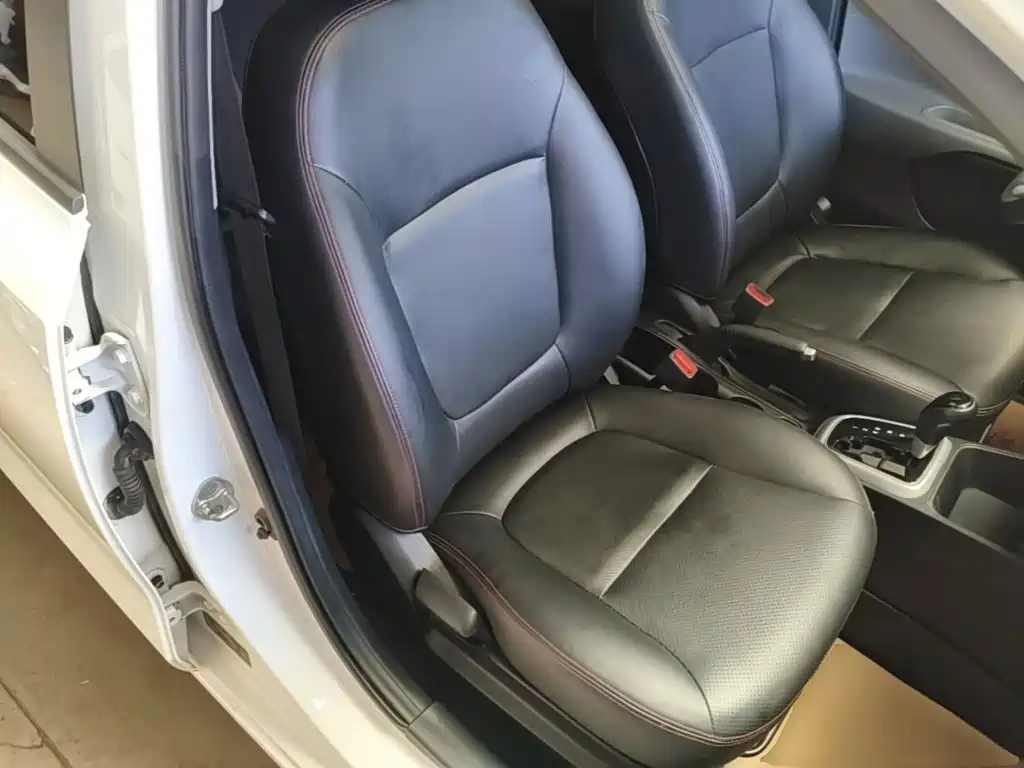 Kia Huan Chi 2021 2020 Facelift 1.4L Auto Comfort Sunroof Edition