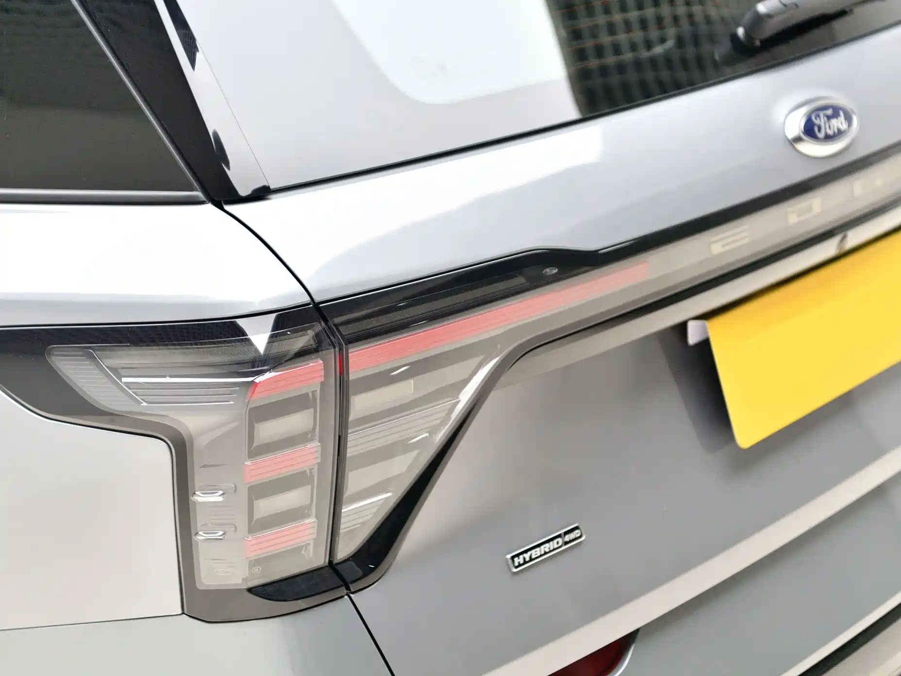 Фото 23 - Ford Edge