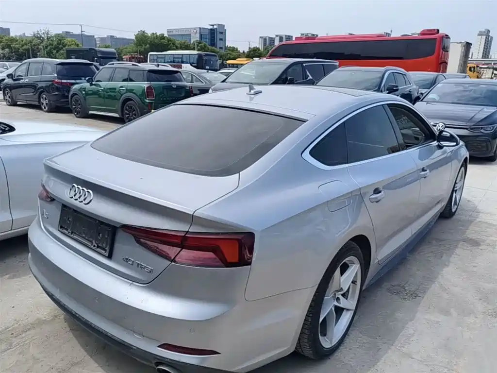 Audi A5 (Import) 2017 Sportback 40 TFSI Fashion фото 6