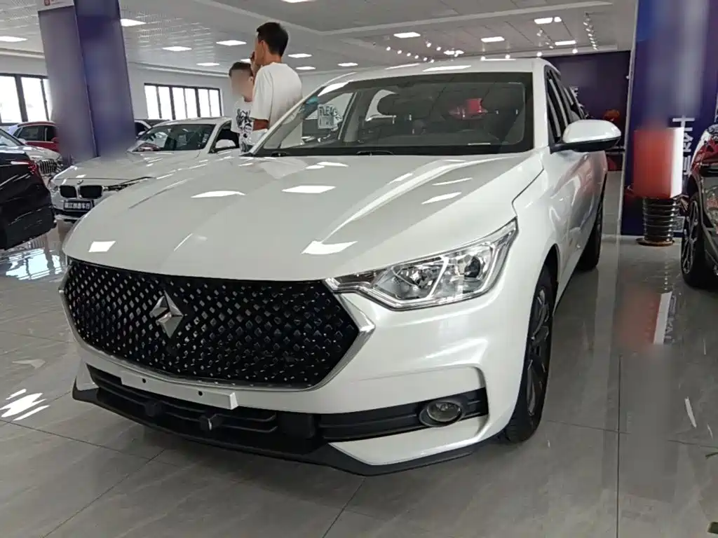 Baojun RC-6 2020 2019 1.5T CVT 24-hour Online Elite