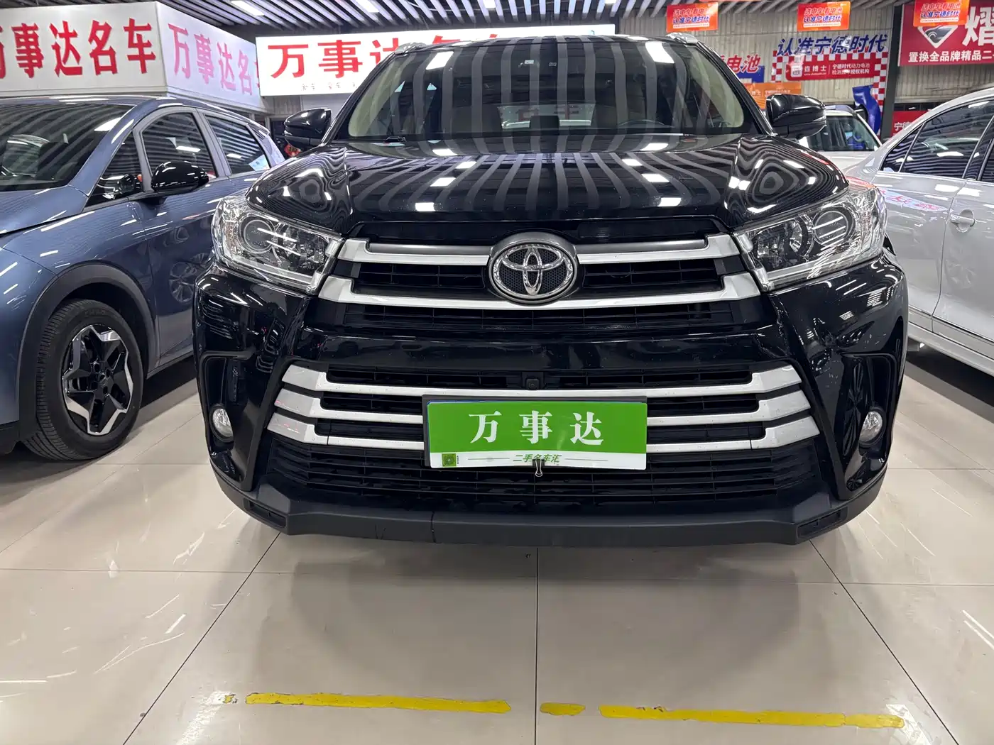 TOYOTA HIGHLANDER